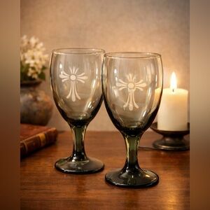 Vintage Etched Green Wine Goblets Pair Mid Century Smoke Glass 7”